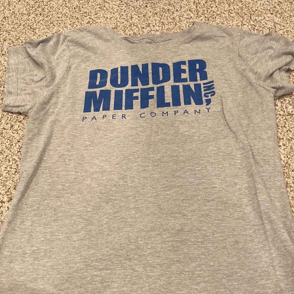 Dunder Mifflin t-shirt